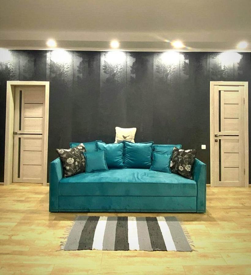 Stylish Apartment In The Historic Center Cernihiv Exterior foto